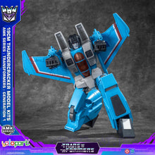 Load image into Gallery viewer, TRANSFORMERS GENERATION ONE: AMK Series Thundercracker &amp; Skywarp Model Kit