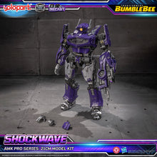將圖片載入圖庫檢視器 PRE- ORDER: TRANSFORMERS BUMBLEBEE THE MOVIE : AMK PRO Series Shockwave Model Kit