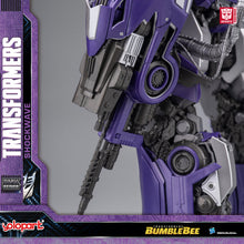 Load image into Gallery viewer, BUMBLEBEE THE MOVIE : 30cm Shockwave Plastic Model Kit