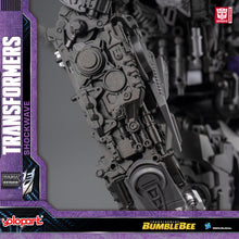 Load image into Gallery viewer, BUMBLEBEE THE MOVIE : 30cm Shockwave Plastic Model Kit